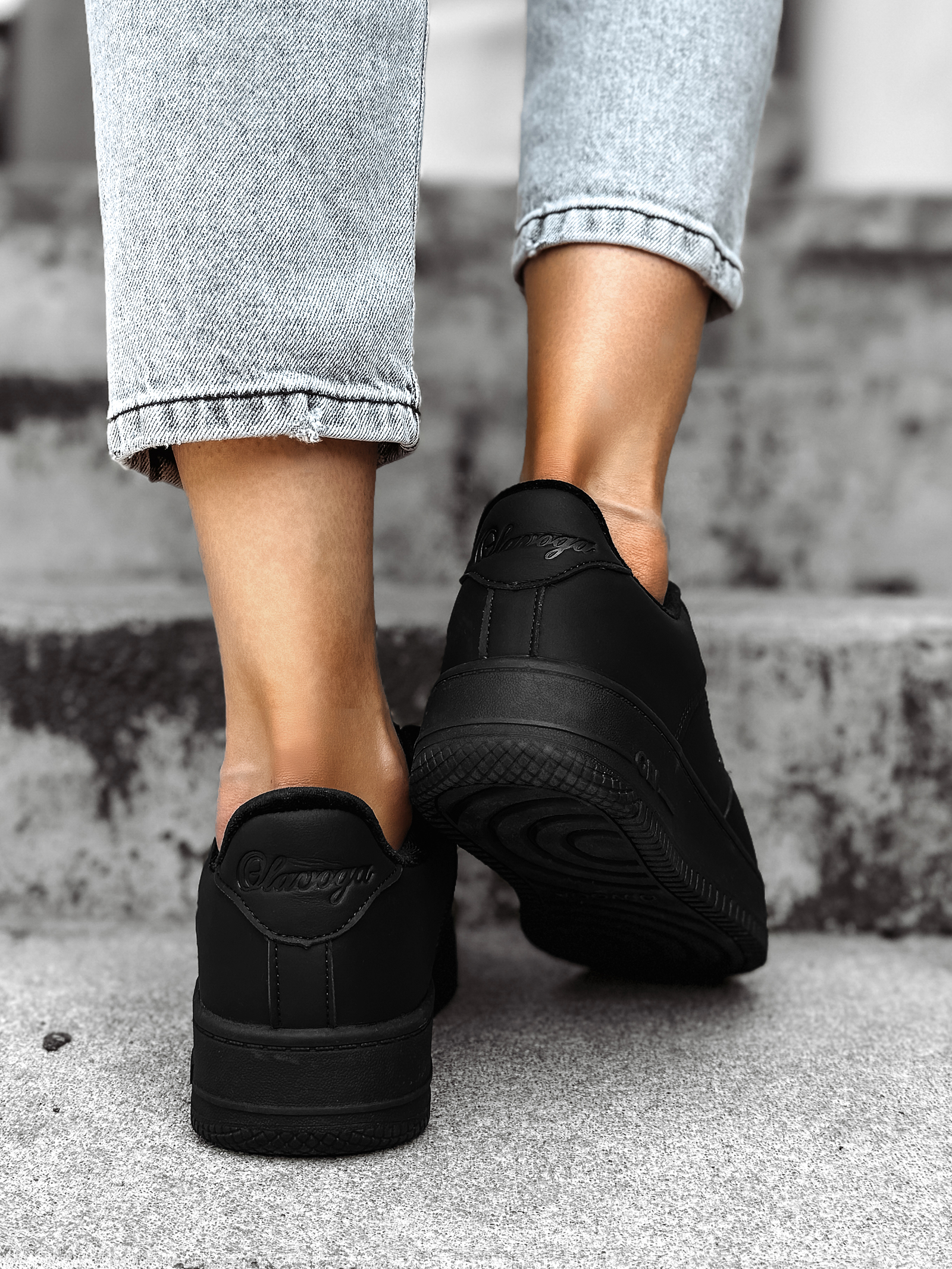 Sneakersy damskie TOLBY OLAVOGA czarne