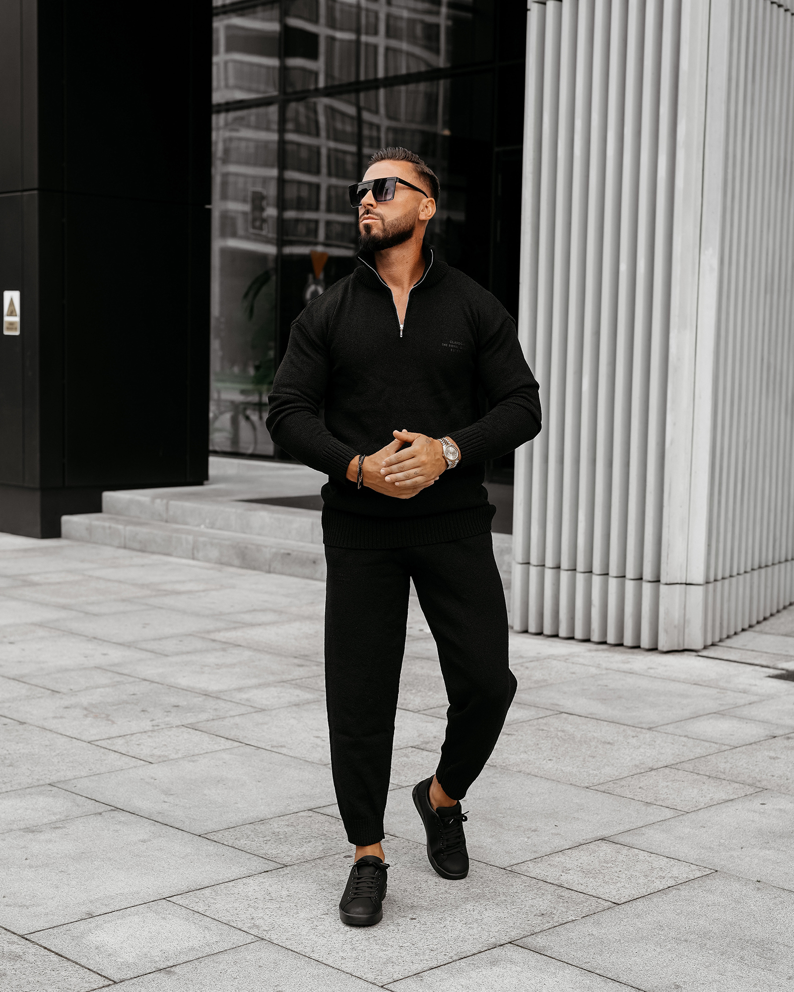 Komplet sweterkowy męski OLLAN OLAVOGA czarny