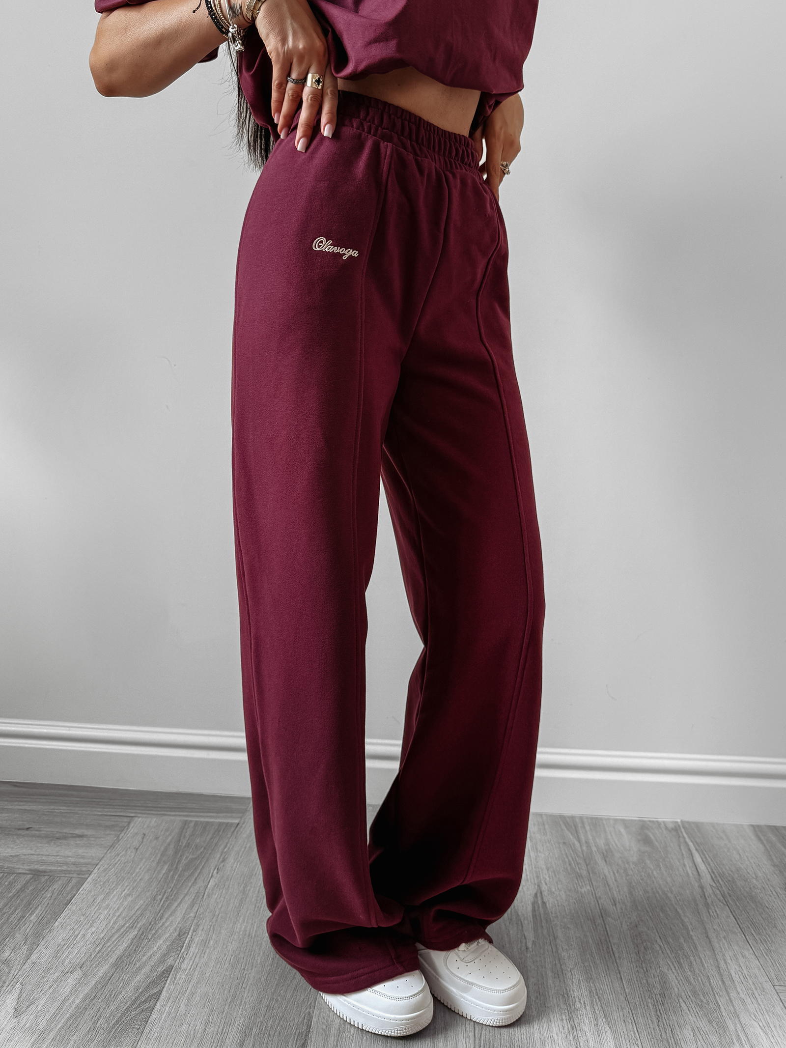 Spodnie dresowe AUTUMN WHISPER PANTS bordowe