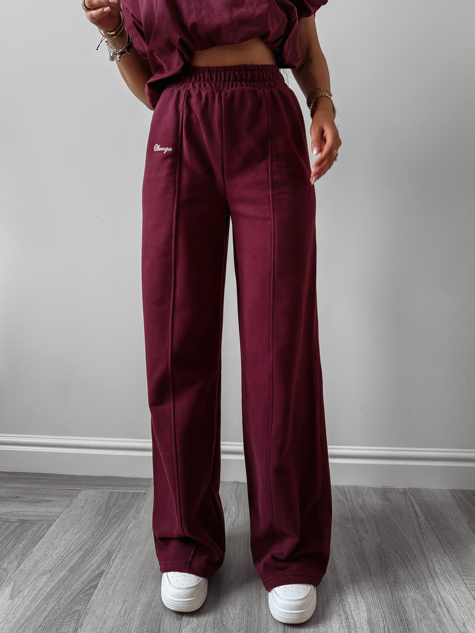 Spodnie dresowe AUTUMN WHISPER PANTS bordowe