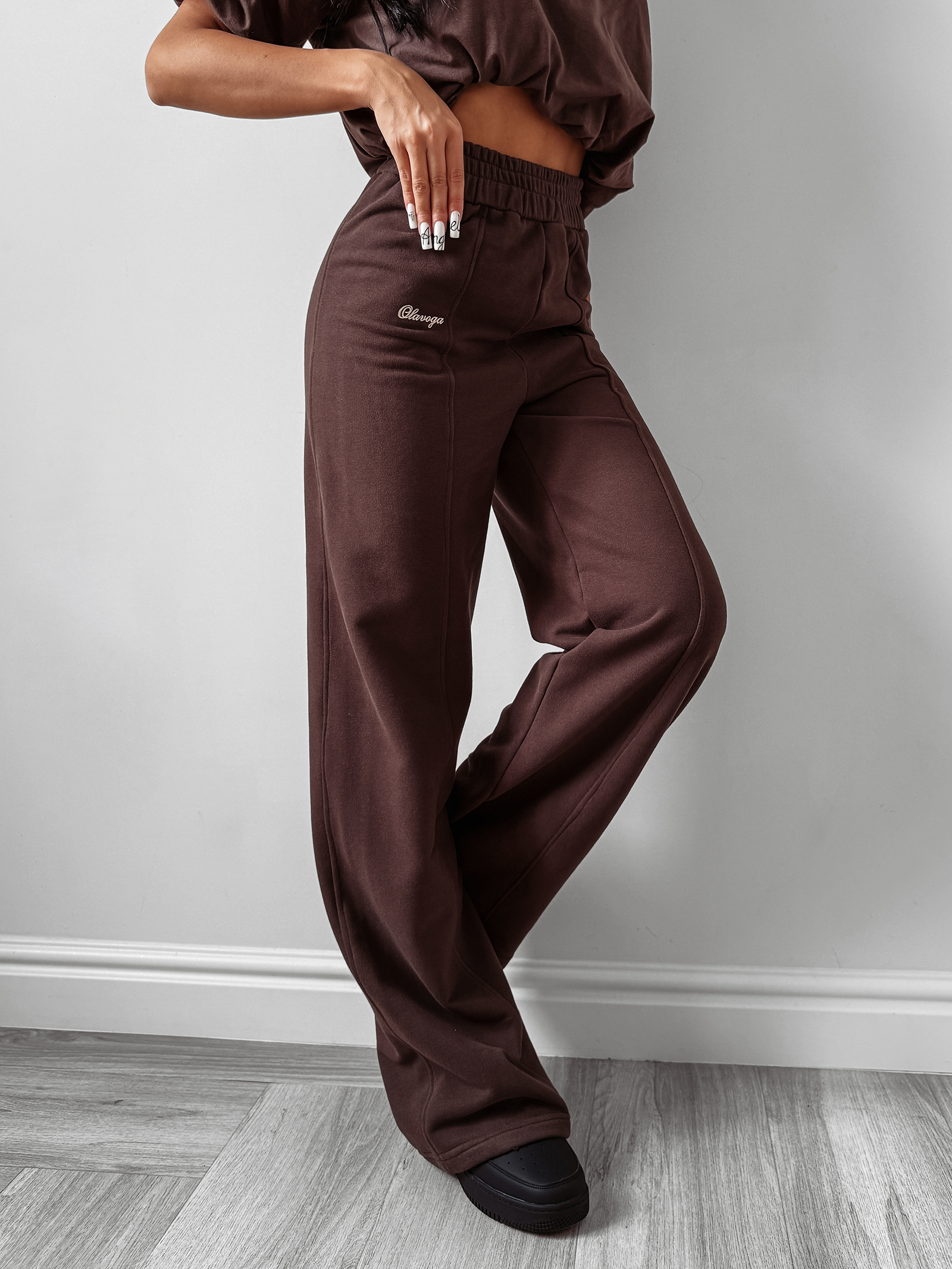 Spodnie dresowe AUTUMN WHISPER PANTS brązowe Spodnie dresowe AUTUMN WHISPER PANTS brązowe