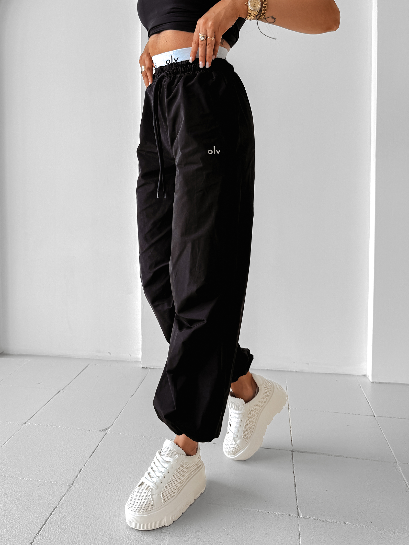 Spodnie cargo RAINY DAY OLAVOGA czarne