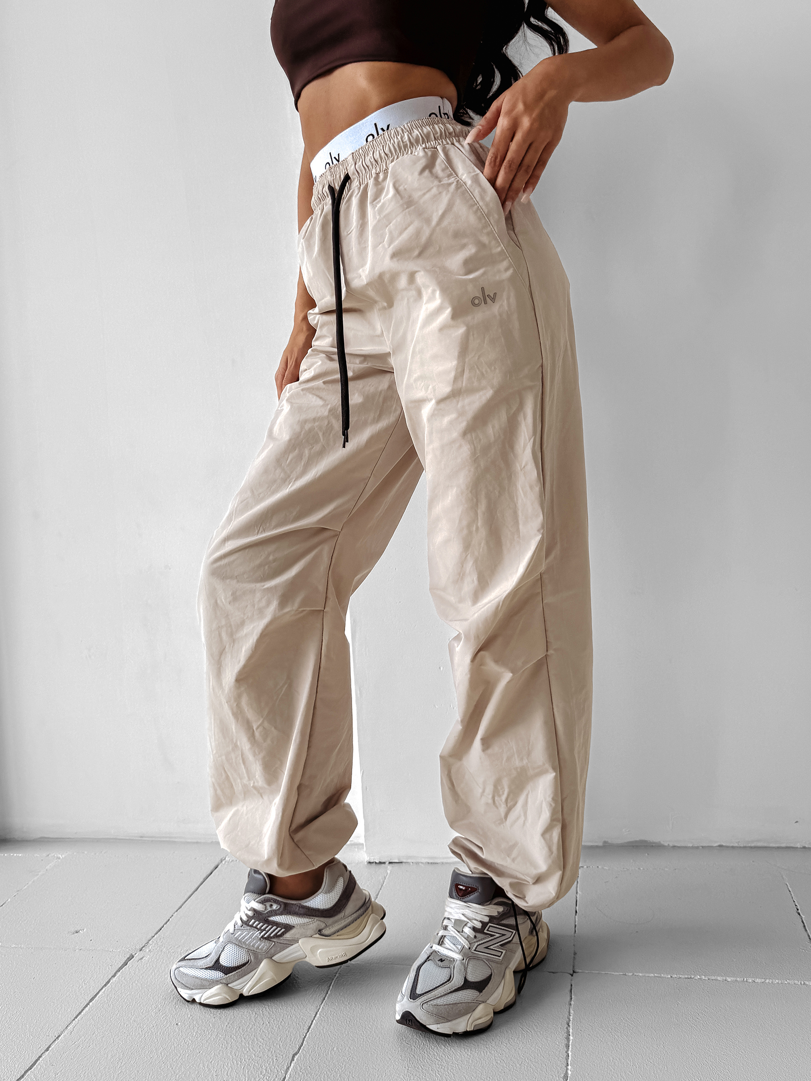 Spodnie cargo RAINY DAY OLAVOGA beżowe