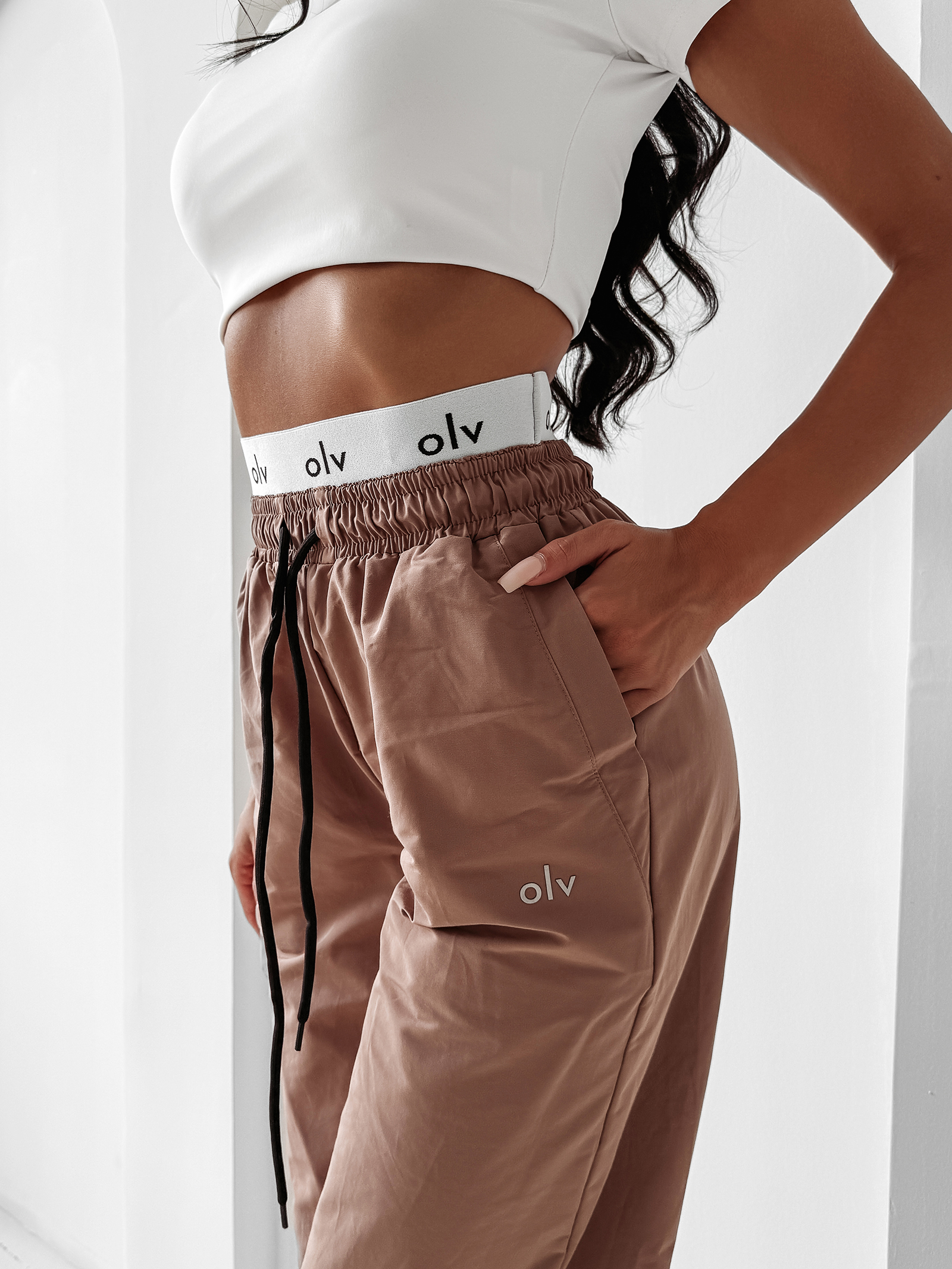 Spodnie cargo RAINY DAY OLAVOGA latte Spodnie cargo RAINY DAY OLAVOGA latte