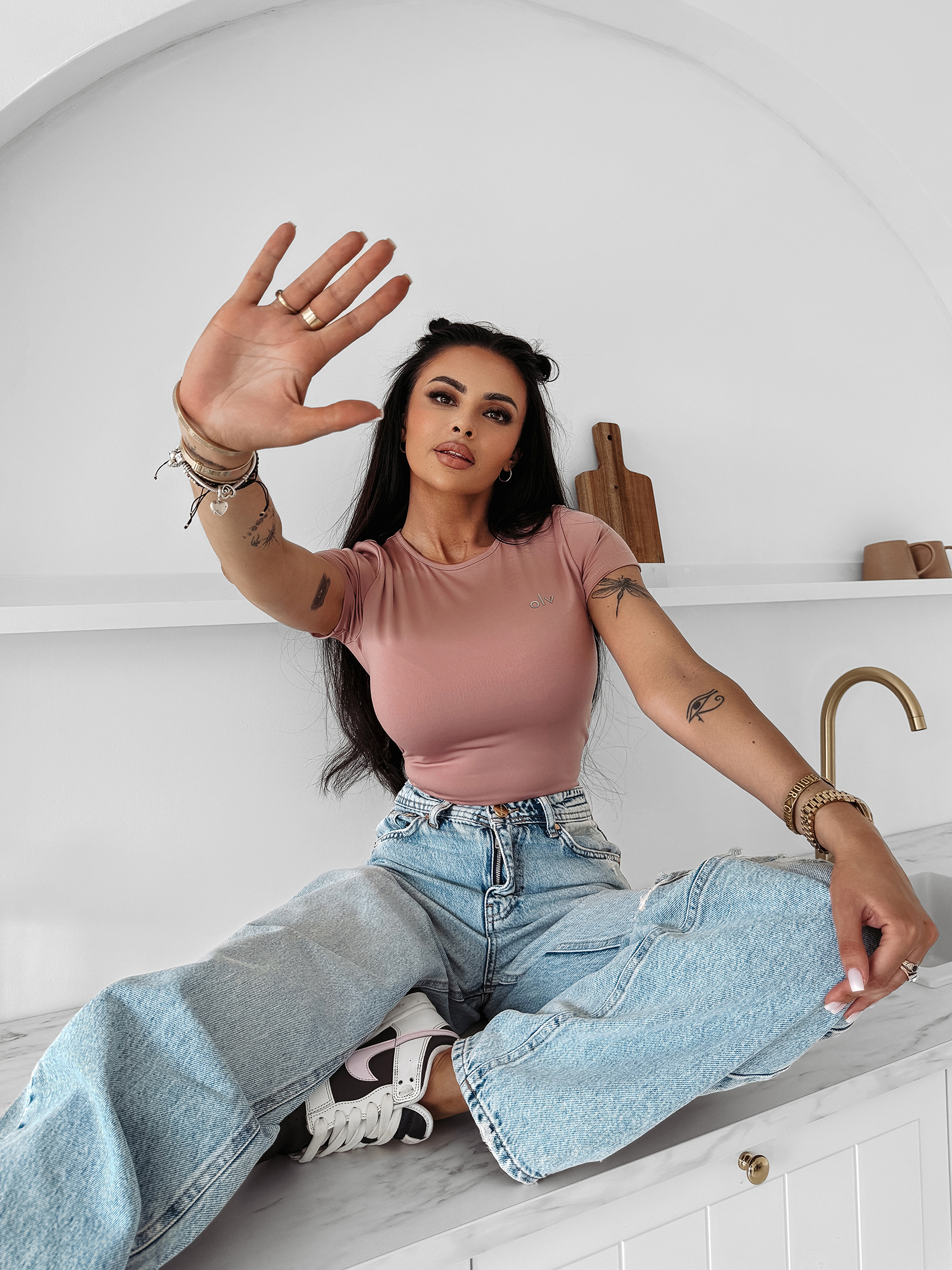 T-shirt elastyczny BASIC MUSE OLAVOGA brudny róż