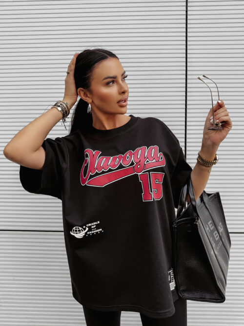 T-shirt o dłuższym kroju OLAVOGA BULLYS czarny