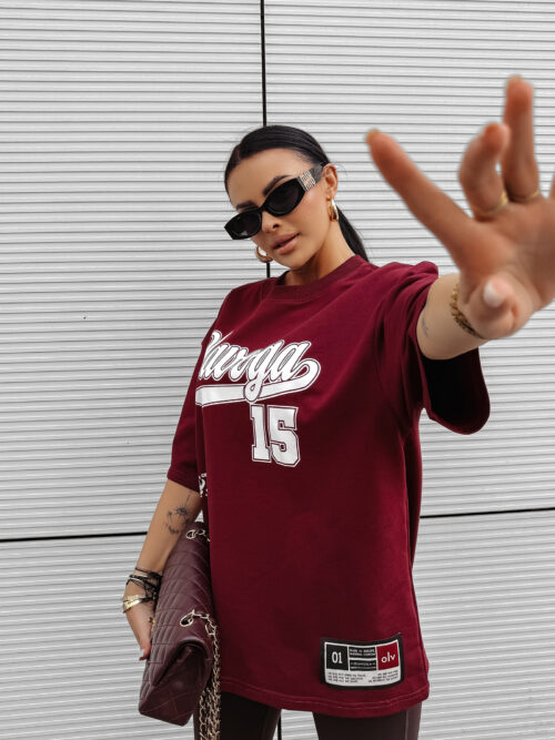 T-shirt o dłuższym kroju OLAVOGA BULLYS bordowy