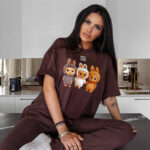 T-shirt oversize bawełniany HEART SIDE OLAVOGA brązowy