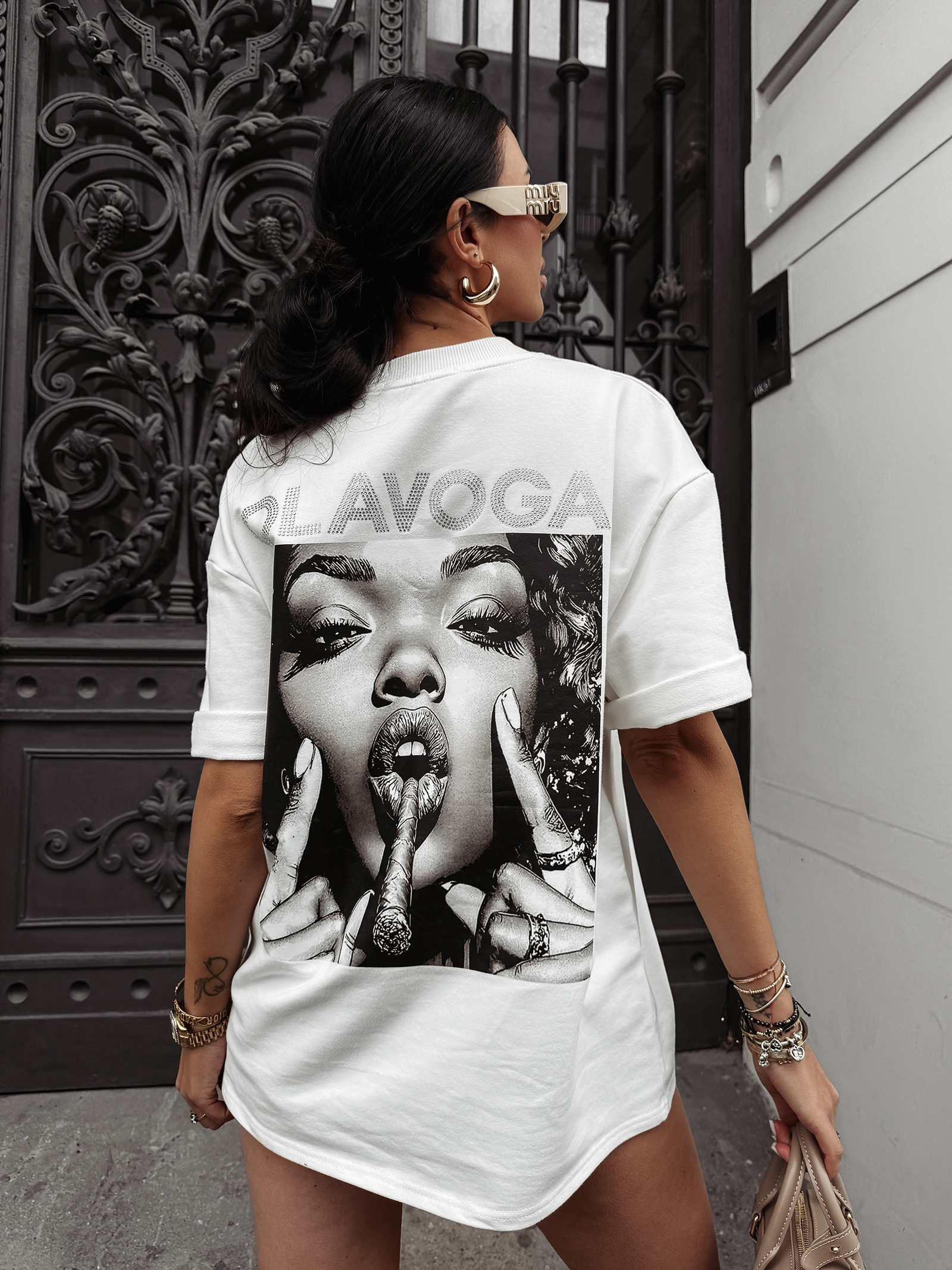T-shirt oversize z nadrukiem na plecach OLAVOGA SIGAR ecru