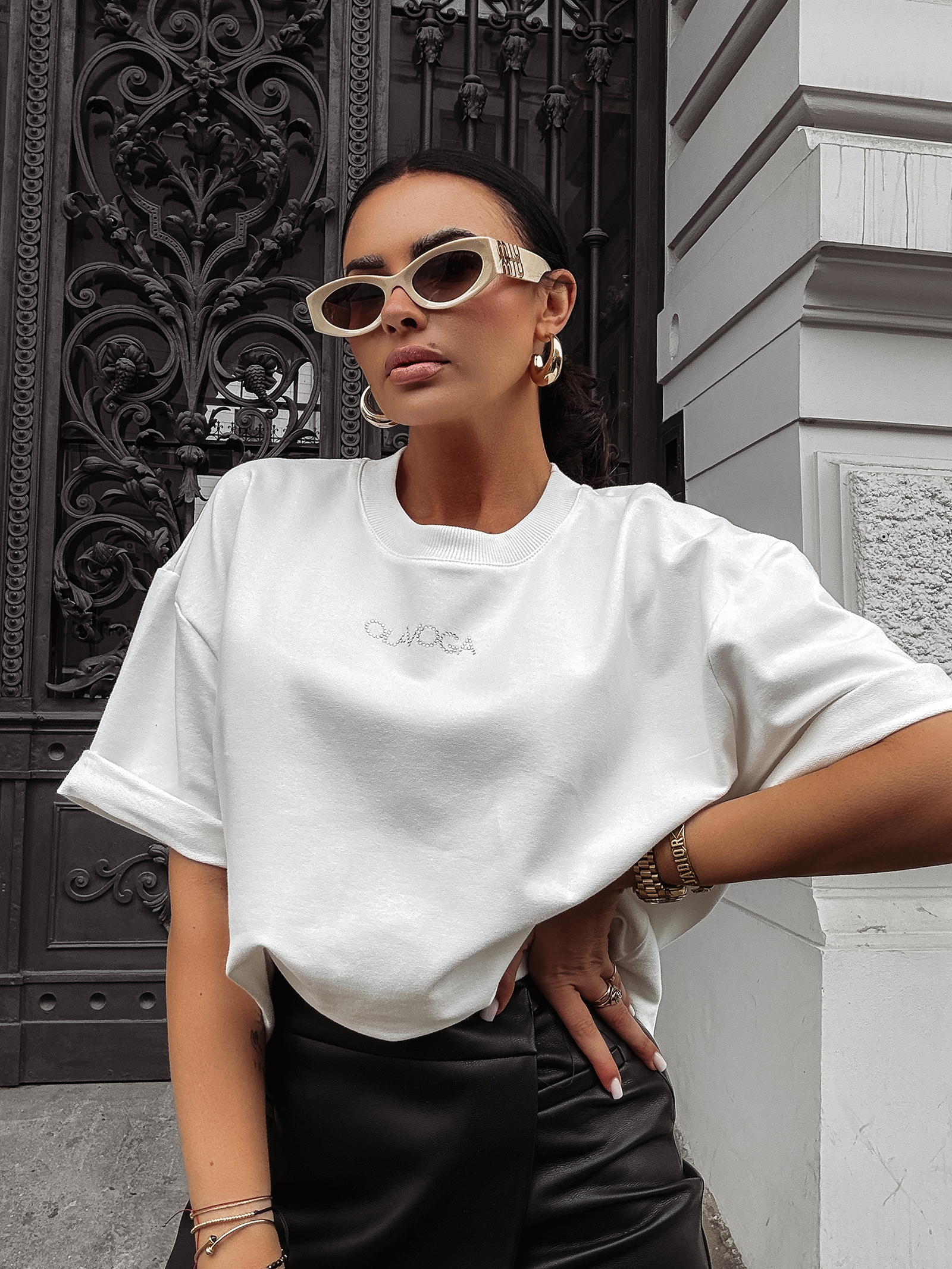 T-shirt oversize z nadrukiem na plecach OLAVOGA SIGAR ecru