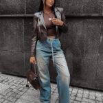 Top krótki basic OLAVOGA INKED brązowy