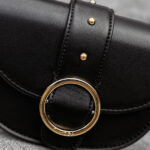 Torebka damska listonoszka OLAVOGA NOVA czarna