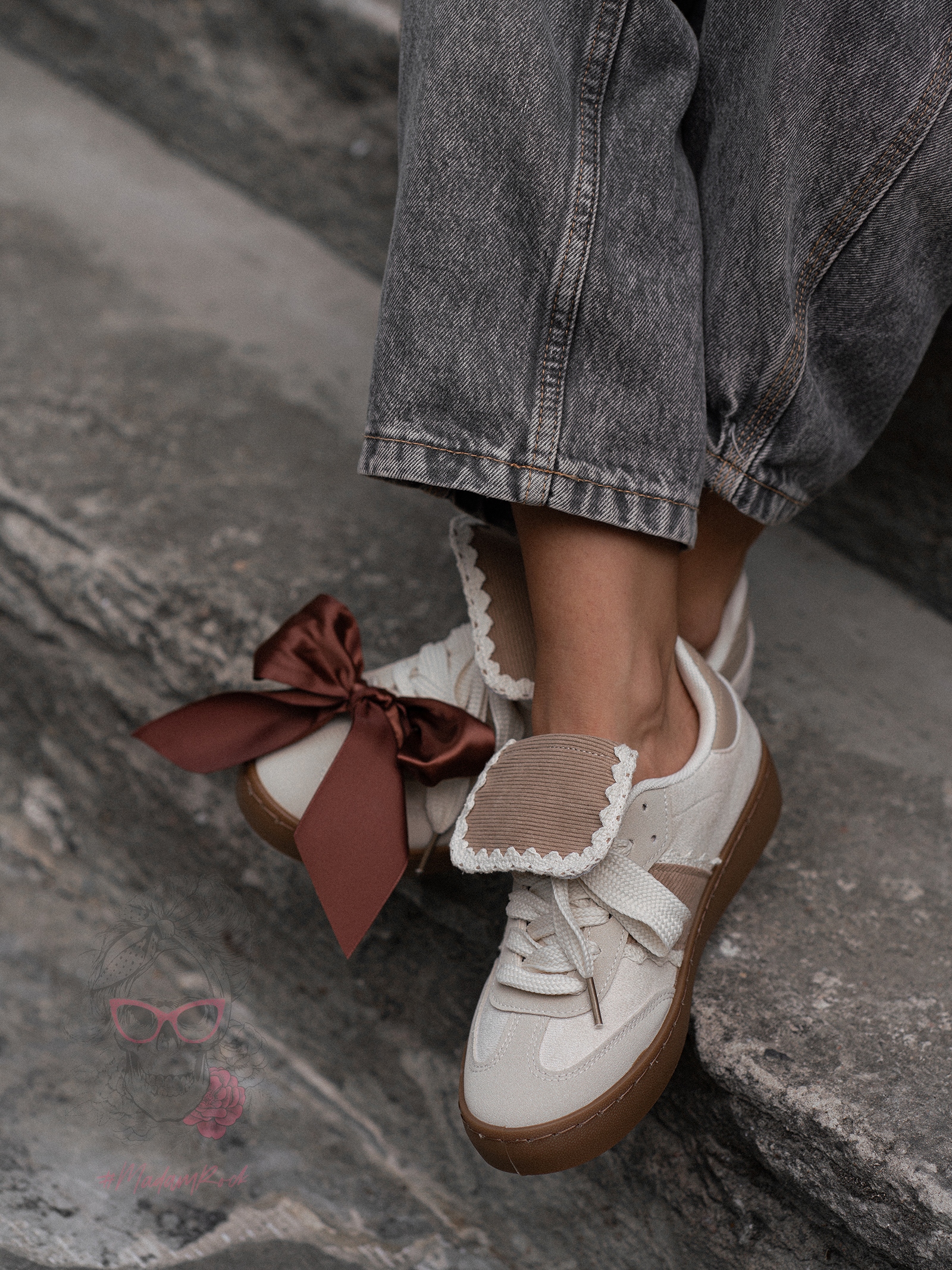 Trampki z kokardą Madam Bellas beżowe