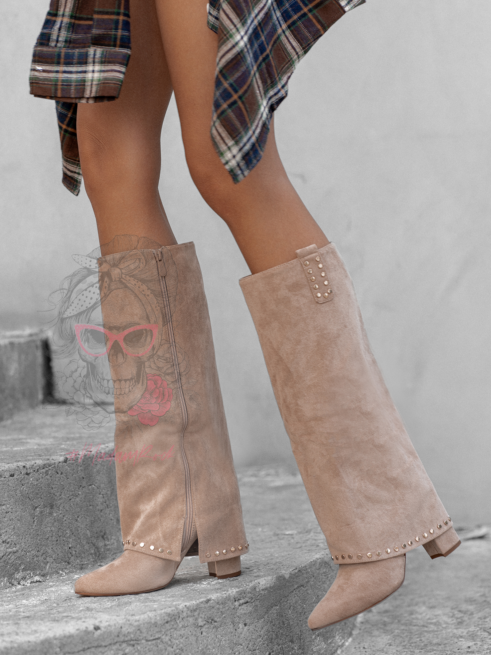 Kozaki na słupku Galetaos beżowe Kozaki na słupku Galetaos beżowe