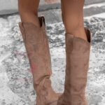 Kozaki kowbojki zamszowe OLAVOGA POINT jasny brąz