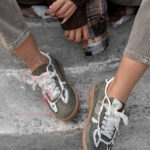 Buty sportowe z koronką Madam Mailend oliwkowe