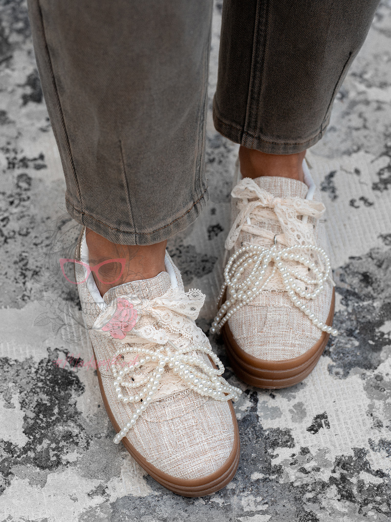 Buty sportowe z koronką Madam Mailend beżowe Buty sportowe z koronką Madam Mailend beżowe