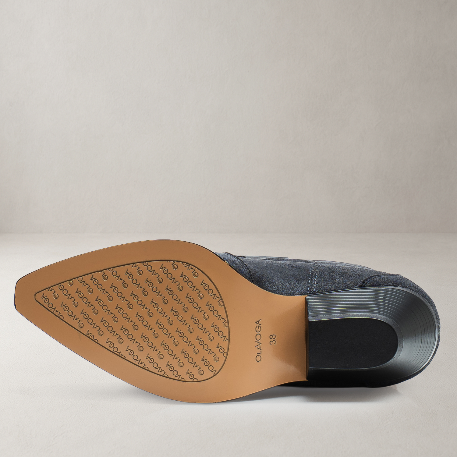 Kozaki kowbojki zamszowe OLAVOGA POINT grafitowe Kozaki kowbojki zamszowe OLAVOGA POINT grafitowe