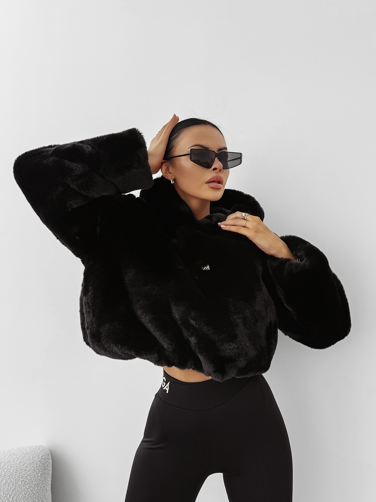 Bluza damska OLAVOGA ELIOLIE czarna ,Olavoga kolekcja damska , Olavoga moda damska , Olavoga ubrania damski , Olavoga stylizacje damskie , Olavoga streetwear damski , Olavoga moda damska premium , Olavoga stylizacje casual damskie , Olavoga ubrania damskie online , Olavoga fashion woman , Olavoga elegancka moda damska , moda damska premium , moda damska online , nowoczesna moda damska , nowoczesne ubrania damskie , ubrania damskie streetwear , elegancka moda damska online , casual moda damska , odzież damska streetwear , stylizacje damskie casual , luksusowa moda damska , sklep online , sklep internetowy , zakupy , wyprzedaż , outlet ,