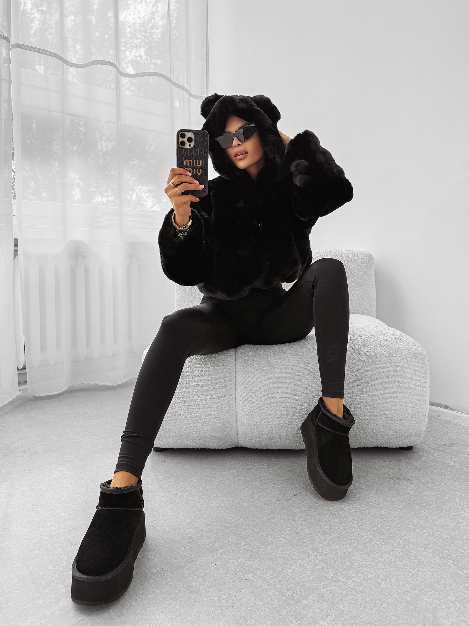 Legginsy modelujące OLAVOGA AMBER WHISPER czarne ,Olavoga kolekcja damska , Olavoga moda damska , Olavoga ubrania damski , Olavoga stylizacje damskie , Olavoga streetwear damski , Olavoga moda damska premium , Olavoga stylizacje casual damskie , Olavoga ubrania damskie online , Olavoga fashion woman , Olavoga elegancka moda damska , moda damska premium , moda damska online , nowoczesna moda damska , nowoczesne ubrania damskie , ubrania damskie streetwear , elegancka moda damska online , casual moda damska , odzież damska streetwear , stylizacje damskie casual , luksusowa moda damska , sklep online , sklep internetowy , zakupy , wyprzedaż , outlet ,