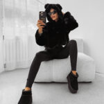 Bluza damska OLAVOGA ELIOLIE czarna , Olavoga kolekcja damska sklep internetowy, Olavoga moda damska butik partnerski, Olavoga ubrania damskie butik online, Olavoga stylizacje damskie sklep online, MadamRock i Olavoga moda damska premium, Olavoga kobiecy look butik internetowy, MadamRock butik partnerski damska kolekcja, Olavoga damska moda butik, Olavoga fashion woman sklep online, Olavoga butik partnerski moda damska, MadamRock sklep internetowy moda damska, Olavoga elegancka moda damska butik online, MadamRock stylizacje damskie premium, Olavoga butik moda damska casual, MadamRock butik partnerski styl kobiecy, Olavoga luksusowa moda damska butik, Olavoga trendy moda damska sklep online, MadamRock i Olavoga butik internetowy, moda damska sklep internetowy, stylizacje kobiece sklep online, elegancka moda damska butik, nowoczesna moda damska butik partnerski, kobiecy look casual sklep online, luksusowa moda damska sklep internetowy, damski street style butik online, nowoczesne ubrania damskie butik, moda damska premium sklep internetowy, kobieca moda casual butik partnerski, trendy fashion woman sklep online, kapsułowa moda damska butik internetowy