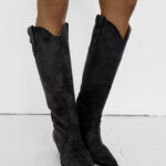 Kozaki kowbojki zamszowe OLAVOGA POINT grafitowe