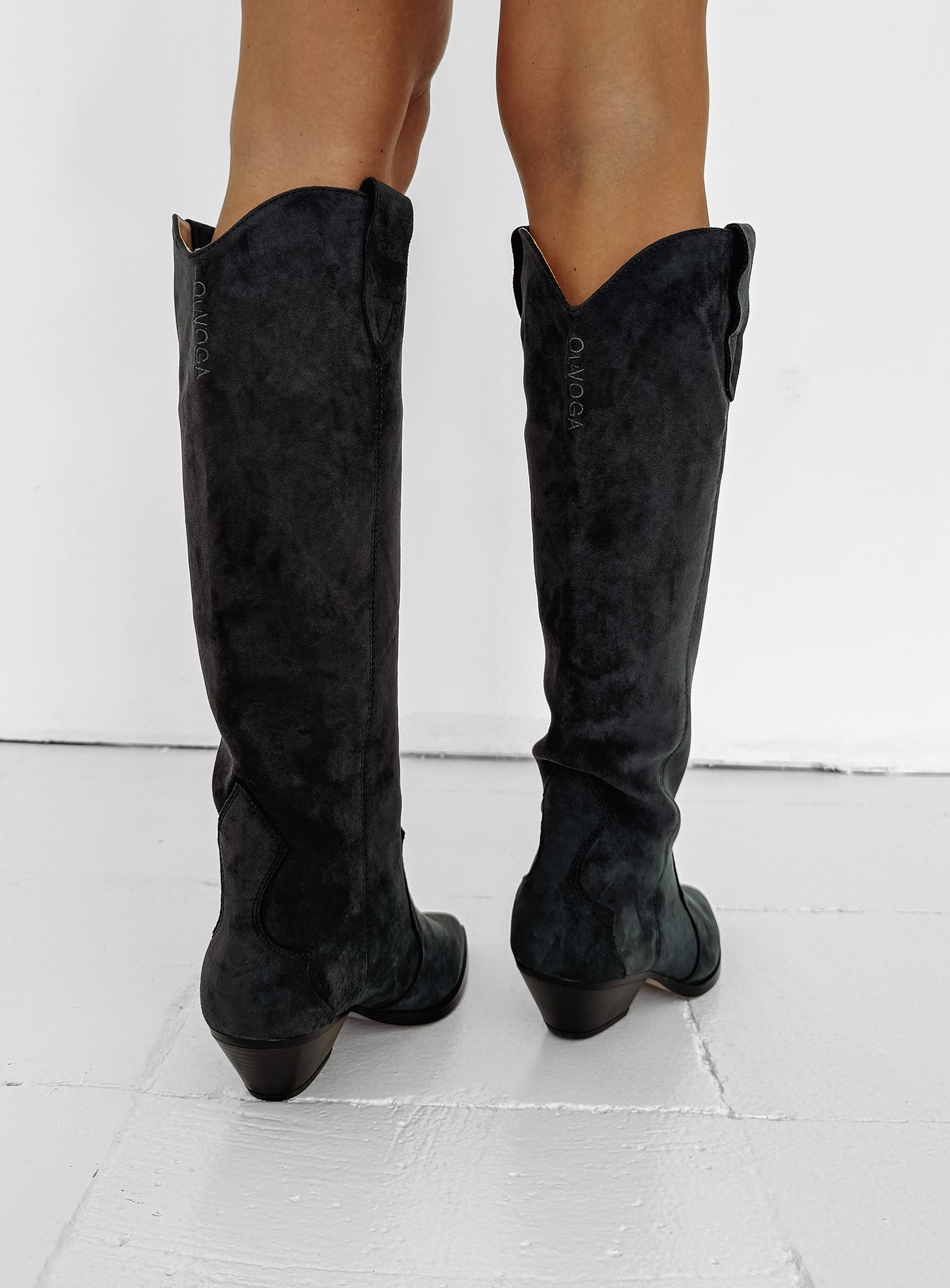 Kozaki kowbojki zamszowe OLAVOGA POINT grafitowe Kozaki kowbojki zamszowe OLAVOGA POINT grafitowe