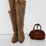 Kozaki kowbojki zamszowe OLAVOGA POINT jasny brąz