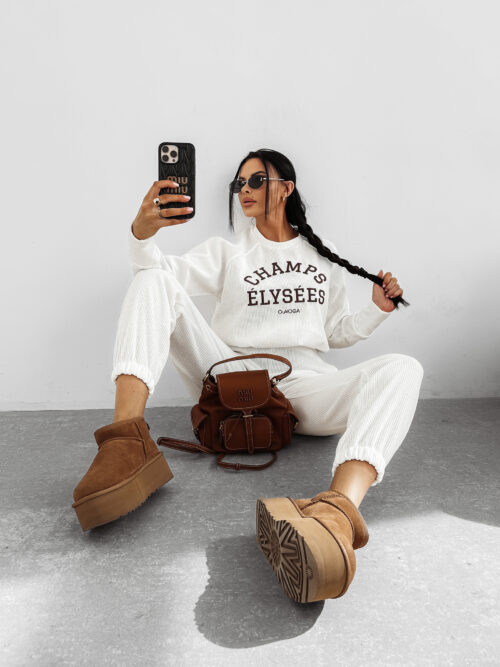 Komplet damski OLAVOGA BISCUIT ecru ,Olavoga kolekcja damska , Olavoga moda damska , Olavoga ubrania damski , Olavoga stylizacje damskie , Olavoga streetwear damski , Olavoga moda damska premium , Olavoga stylizacje casual damskie , Olavoga ubrania damskie online , Olavoga fashion woman , Olavoga elegancka moda damska , moda damska premium , moda damska online , nowoczesna moda damska , nowoczesne ubrania damskie , ubrania damskie streetwear , elegancka moda damska online , casual moda damska , odzież damska streetwear , stylizacje damskie casual , luksusowa moda damska , sklep online , sklep internetowy , zakupy , wyprzedaż , outlet ,