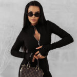 Komplet damski OLAVOGA EBONY BLEND czarny ,Olavoga kolekcja damska , Olavoga moda damska , Olavoga ubrania damski , Olavoga stylizacje damskie , Olavoga streetwear damski , Olavoga moda damska premium , Olavoga stylizacje casual damskie , Olavoga ubrania damskie online , Olavoga fashion woman , Olavoga elegancka moda damska , moda damska premium , moda damska online , nowoczesna moda damska , nowoczesne ubrania damskie , ubrania damskie streetwear , elegancka moda damska online , casual moda damska , odzież damska streetwear , stylizacje damskie casual , luksusowa moda damska , sklep online , sklep internetowy , zakupy , wyprzedaż , outlet ,