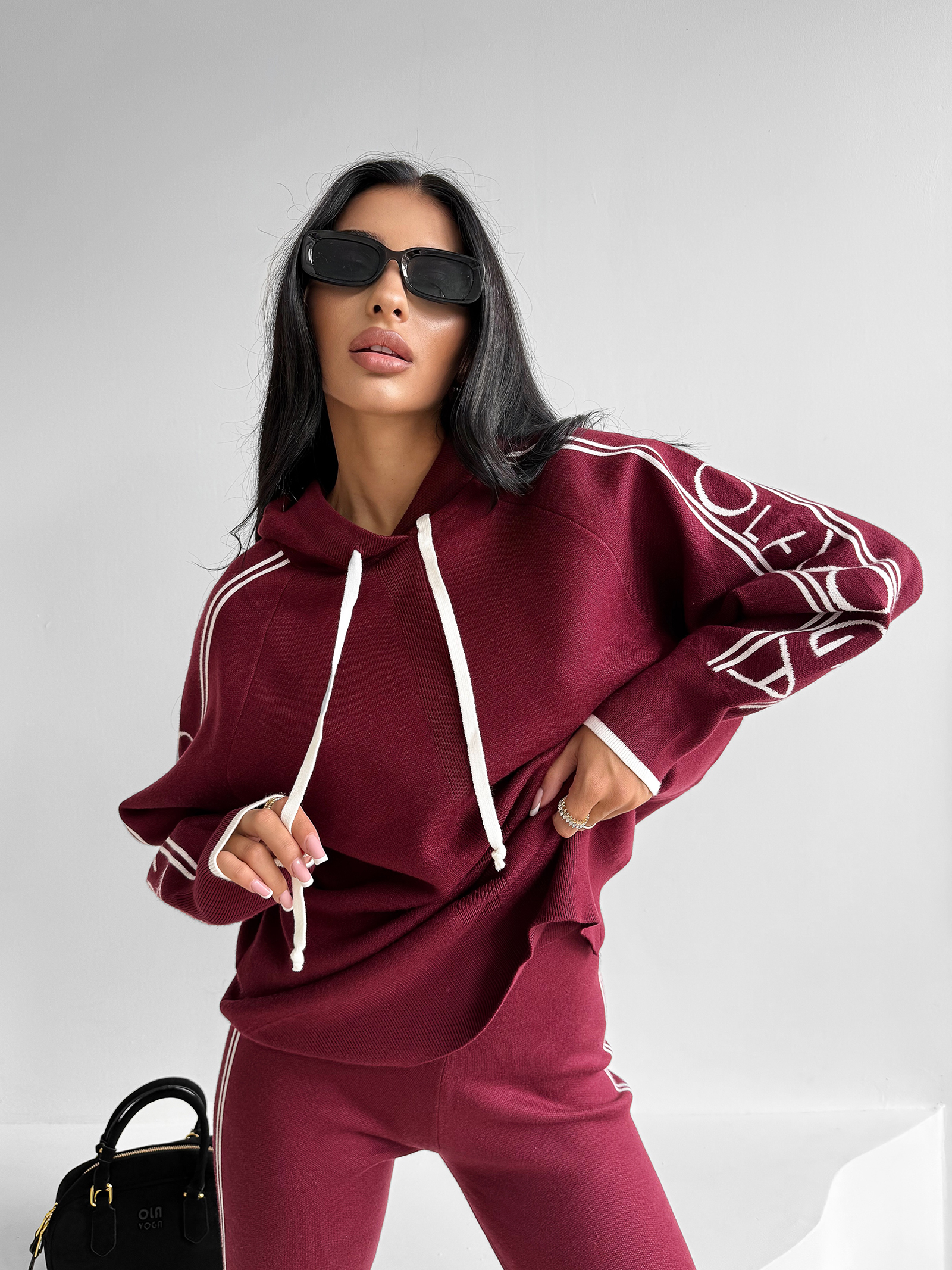 Komplet damski OLAVOGA LAROSE bordowy