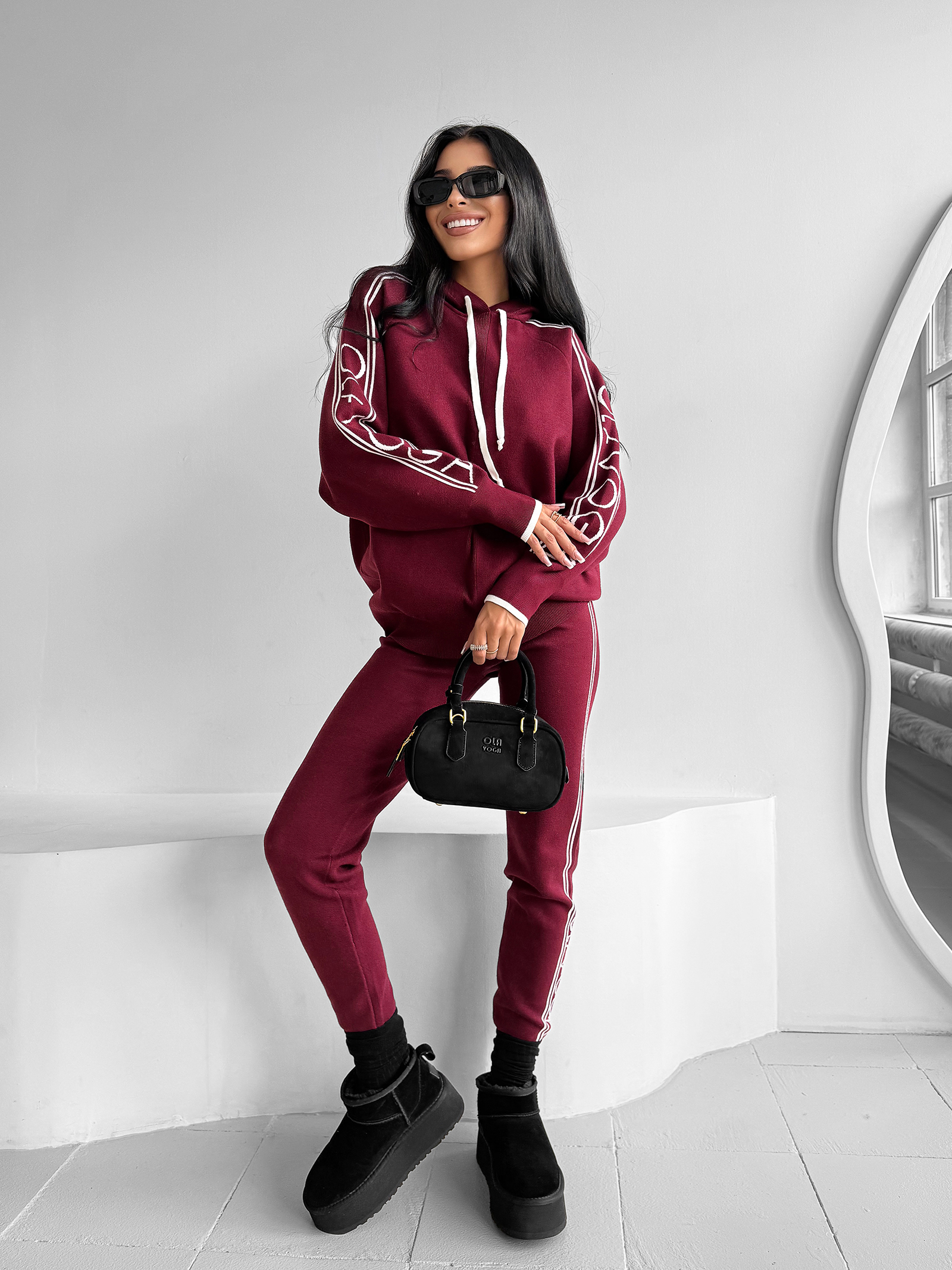 Komplet damski OLAVOGA LAROSE bordowy