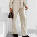 Komplet damski OLAVOGA SANCTUARY beżowy ,Olavoga kolekcja damska , Olavoga moda damska , Olavoga ubrania damski , Olavoga stylizacje damskie , Olavoga streetwear damski , Olavoga moda damska premium , Olavoga stylizacje casual damskie , Olavoga ubrania damskie online , Olavoga fashion woman , Olavoga elegancka moda damska , moda damska premium , moda damska online , nowoczesna moda damska , nowoczesne ubrania damskie , ubrania damskie streetwear , elegancka moda damska online , casual moda damska , odzież damska streetwear , stylizacje damskie casual , luksusowa moda damska , sklep online , sklep internetowy , zakupy , wyprzedaż , outlet ,