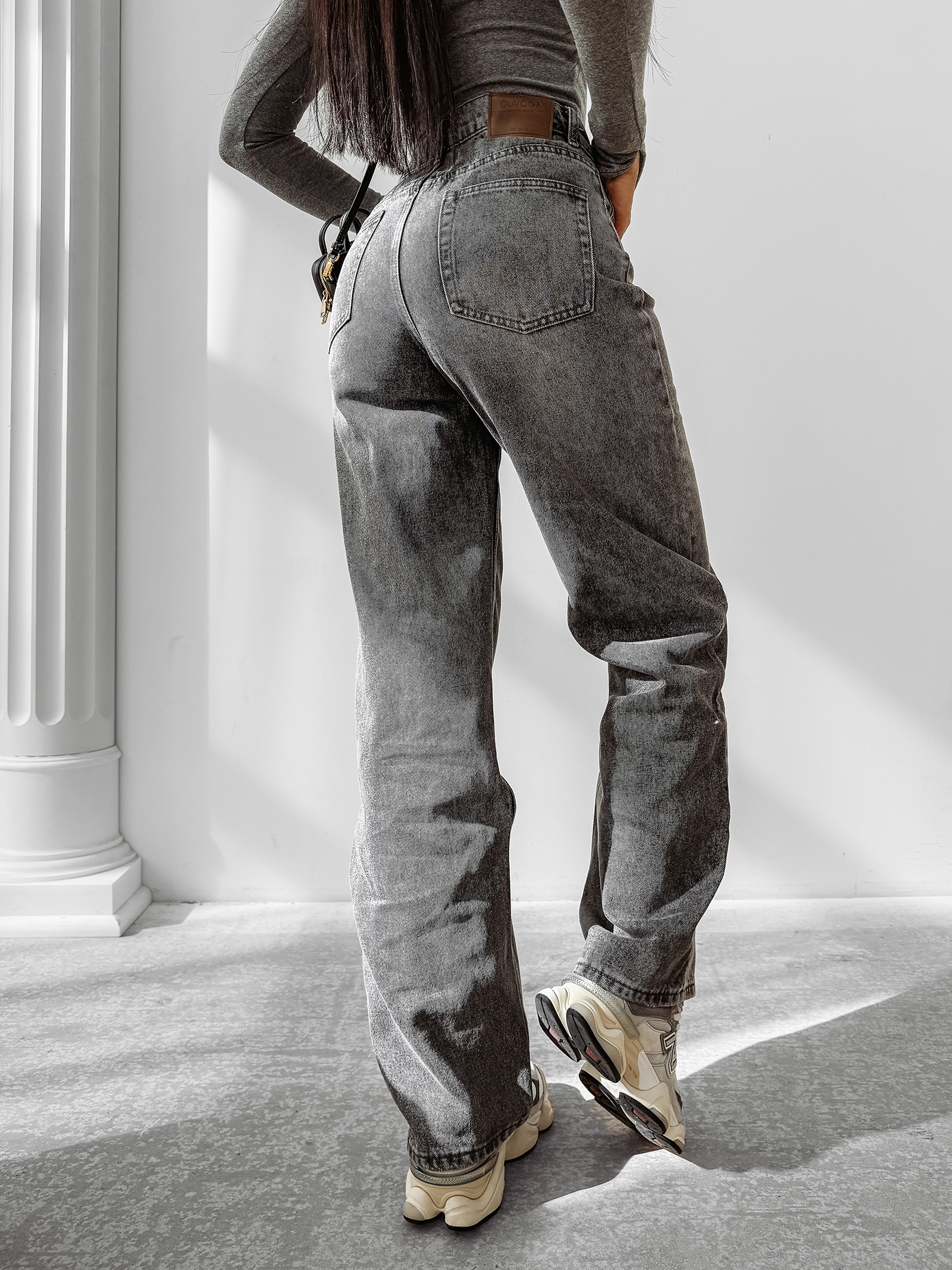 Spodnie damskie OLAVOGA NIDO szare ,Olavoga kolekcja damska , Olavoga moda damska , Olavoga ubrania damski , Olavoga stylizacje damskie , Olavoga streetwear damski , Olavoga moda damska premium , Olavoga stylizacje casual damskie , Olavoga ubrania damskie online , Olavoga fashion woman , Olavoga elegancka moda damska , moda damska premium , moda damska online , nowoczesna moda damska , nowoczesne ubrania damskie , ubrania damskie streetwear , elegancka moda damska online , casual moda damska , odzież damska streetwear , stylizacje damskie casual , luksusowa moda damska , sklep online , sklep internetowy , zakupy , wyprzedaż , outlet ,