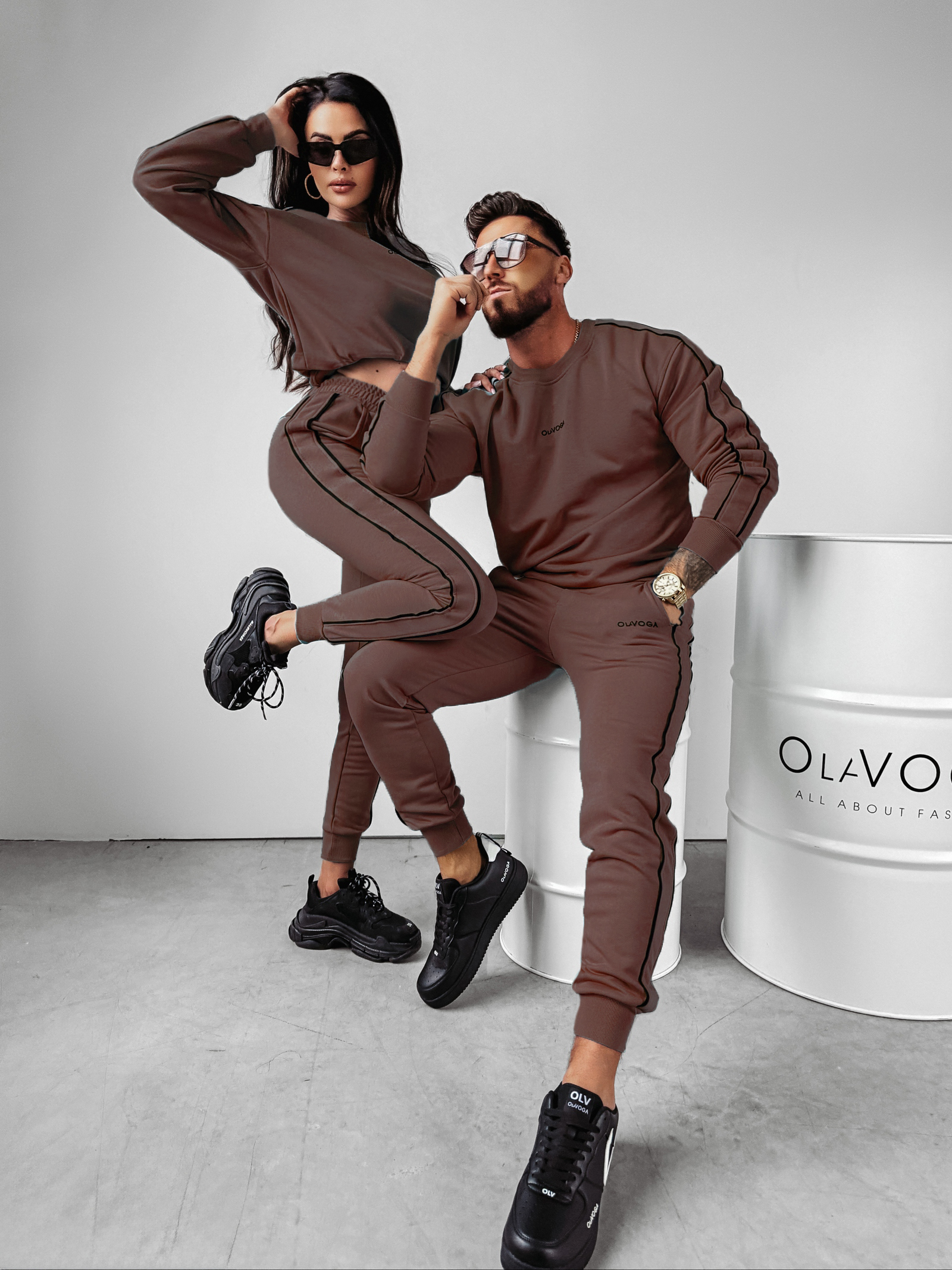 Komplet damski OLAVOGA MATCHY dresowy brązowy