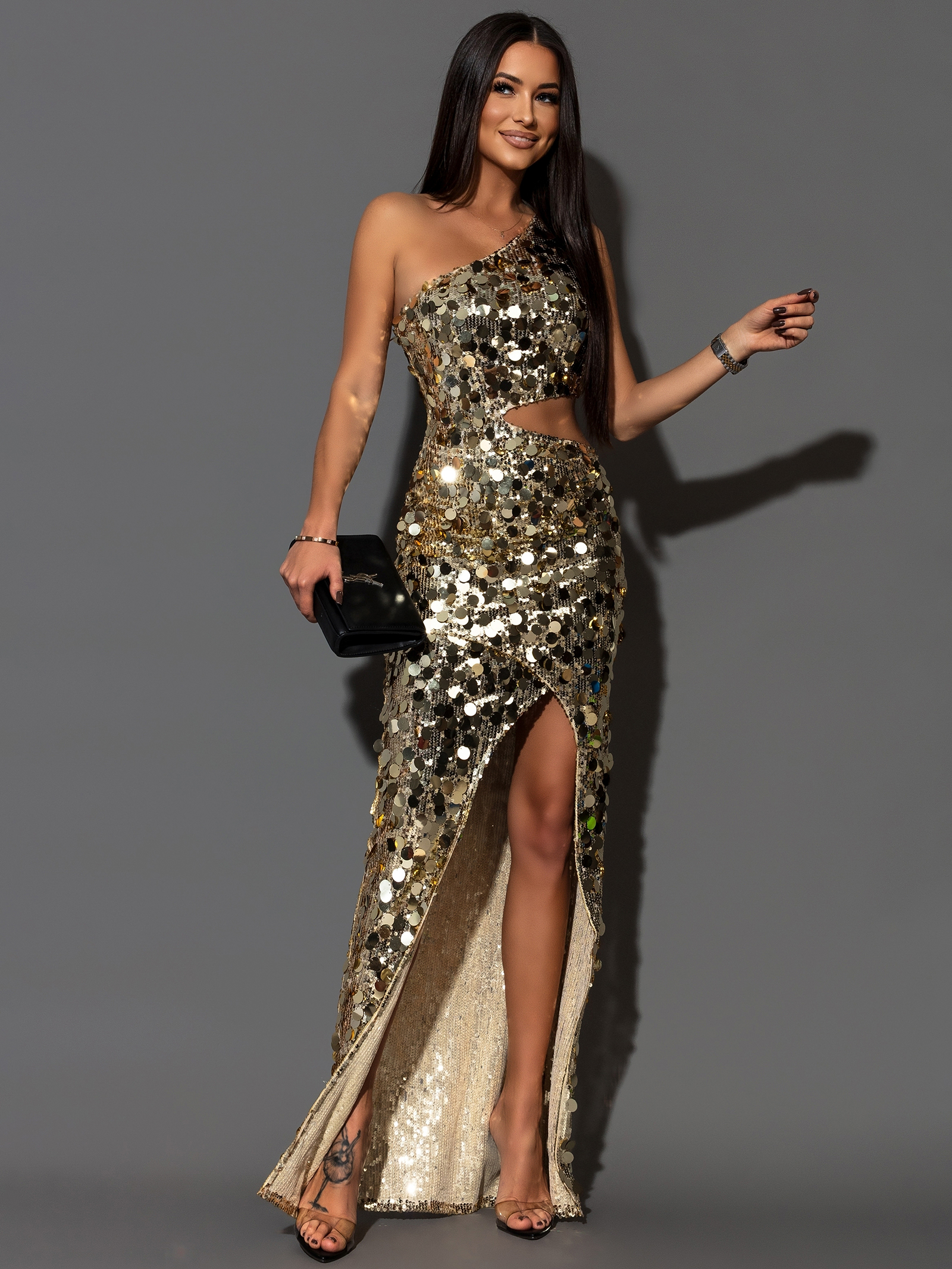 Sukienka cekinowa NB Artismo złota Sukienka cekinowa NB Artismo złota