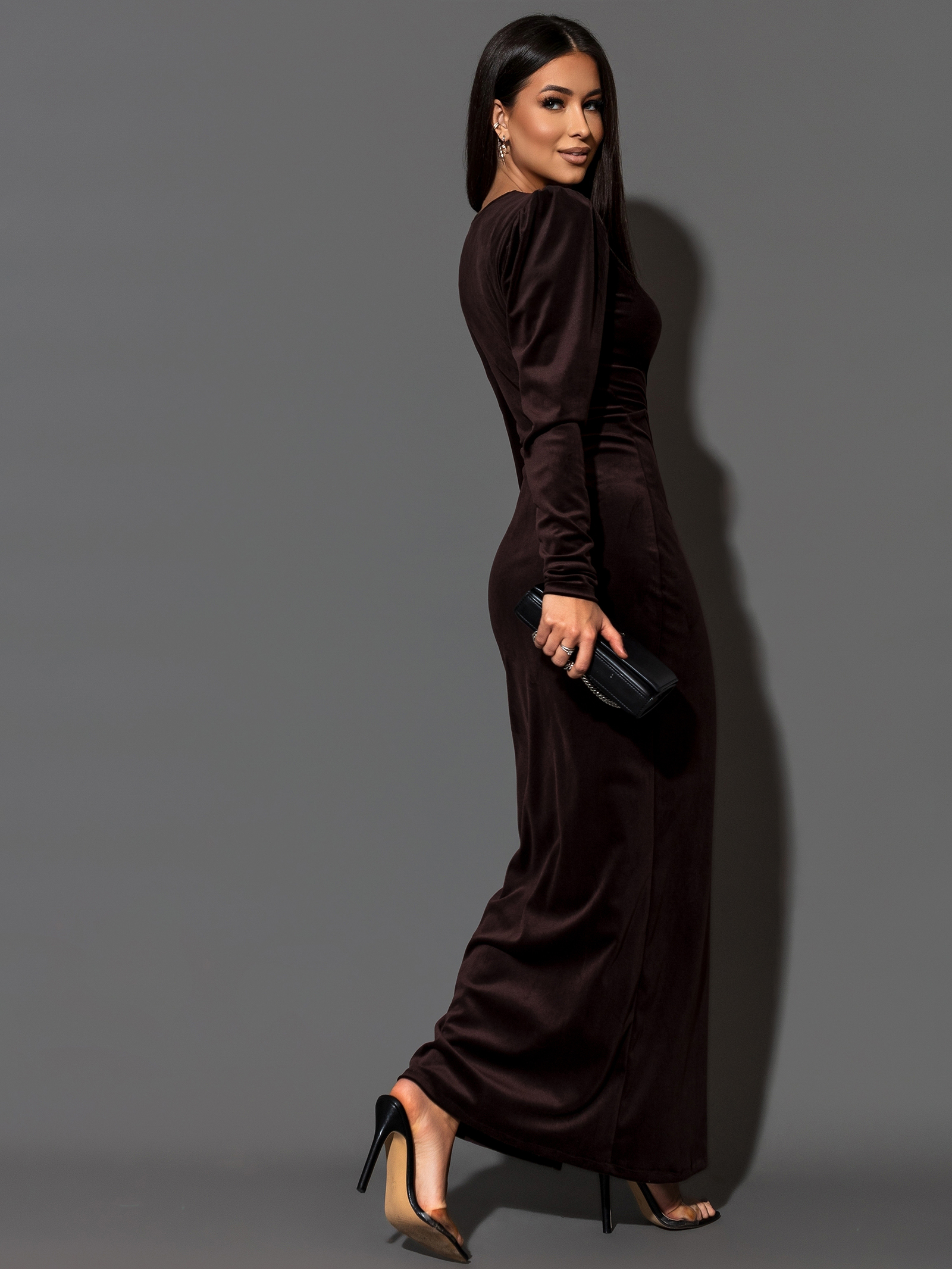 Sukienka elastyczna NB Perfa welurowa brązowa Sukienka elastyczna NB Perfa welurowa brązowa