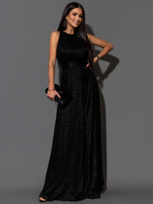 Kombinezon NB Coperto czarny prezentowany na modelce w całości od przodu