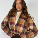 Kurtka flauszowa w kratę Autumns beżowo-bordowa