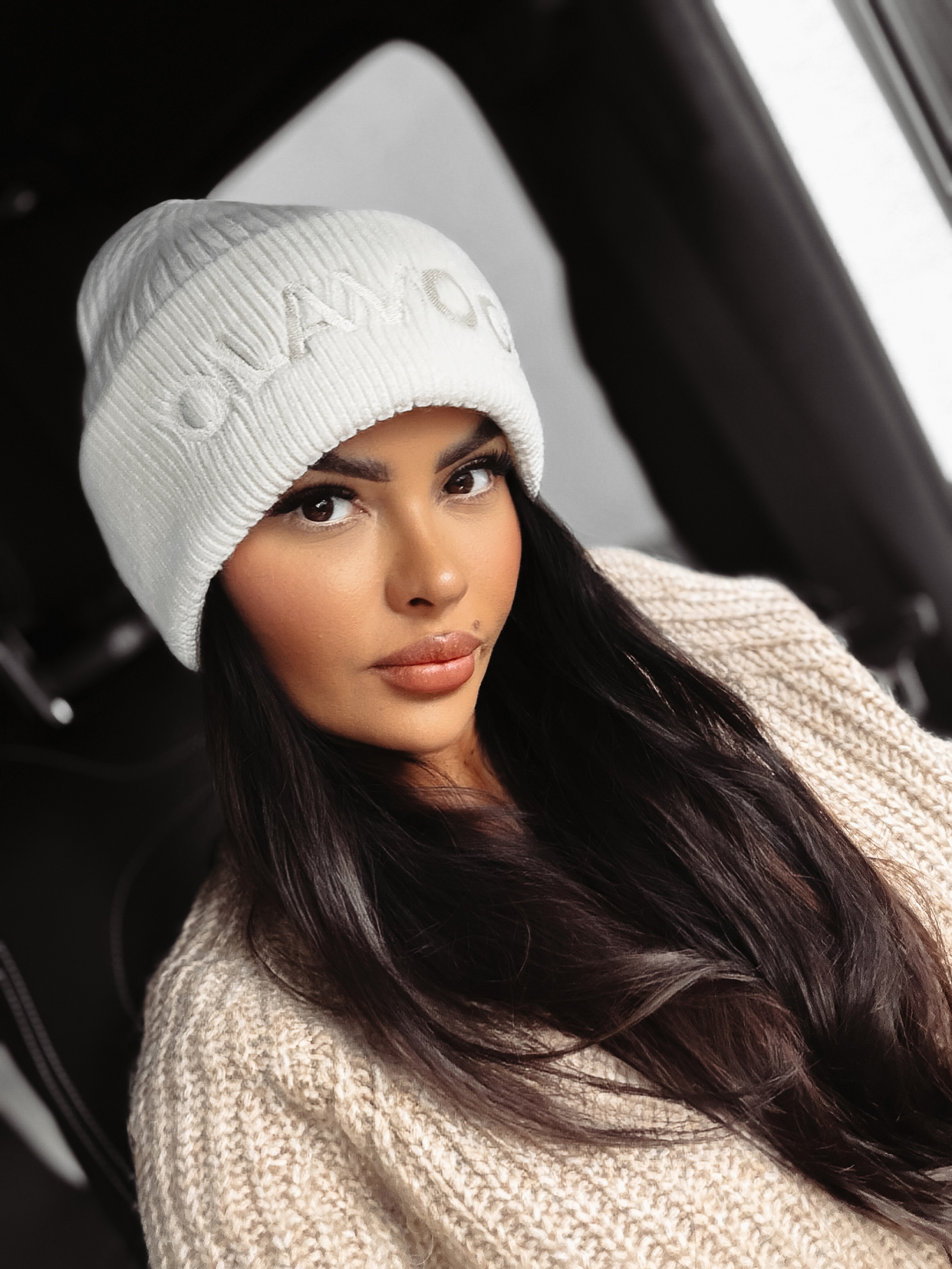 Czapka damska OLAVOGA OLITA ecru