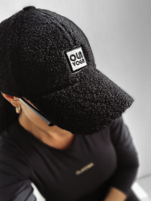 Czapka z daszkiem OLAVOGA SAAL czarna