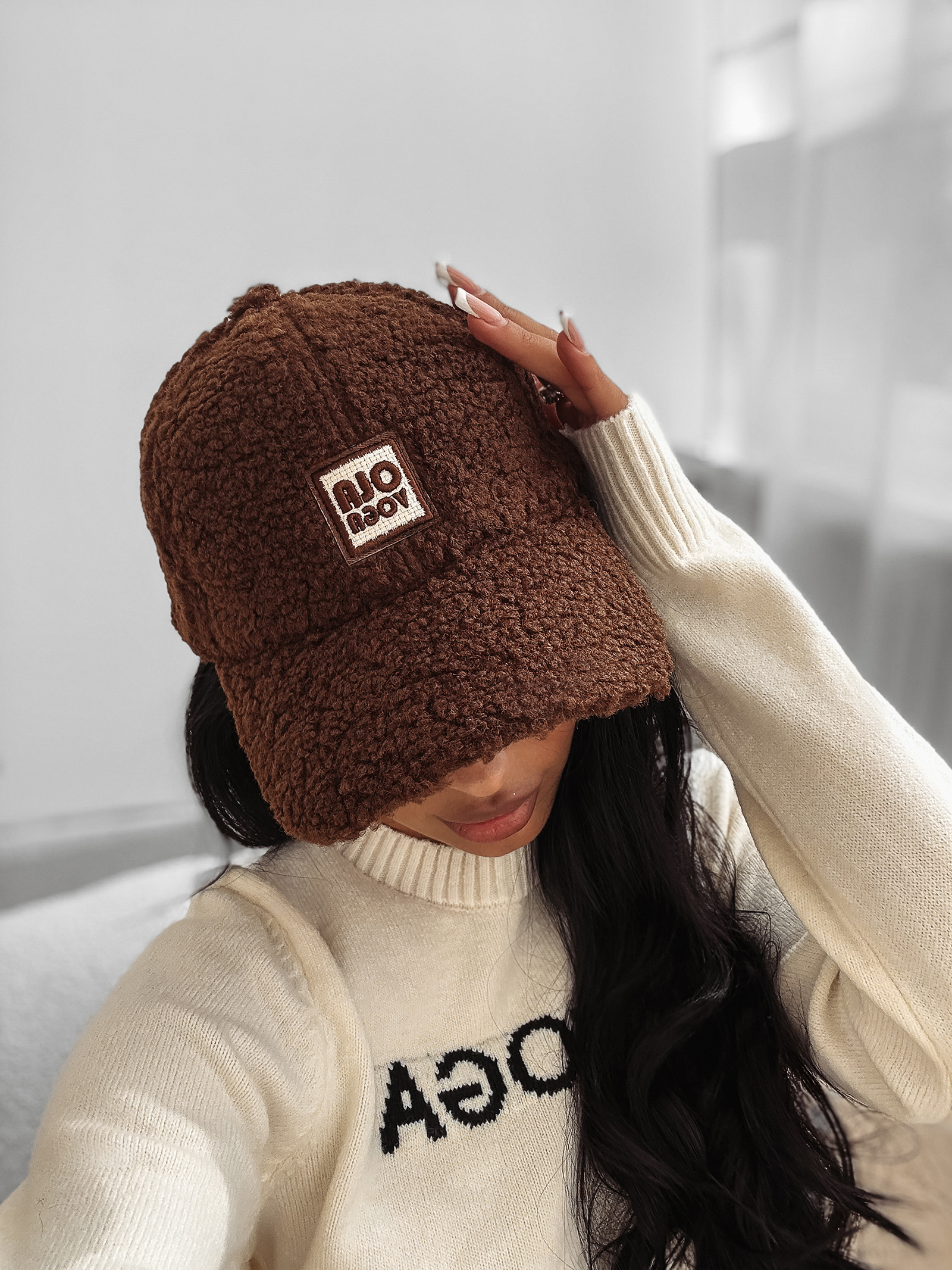 Czapka z daszkiem OLAVOGA SAAL brązowa