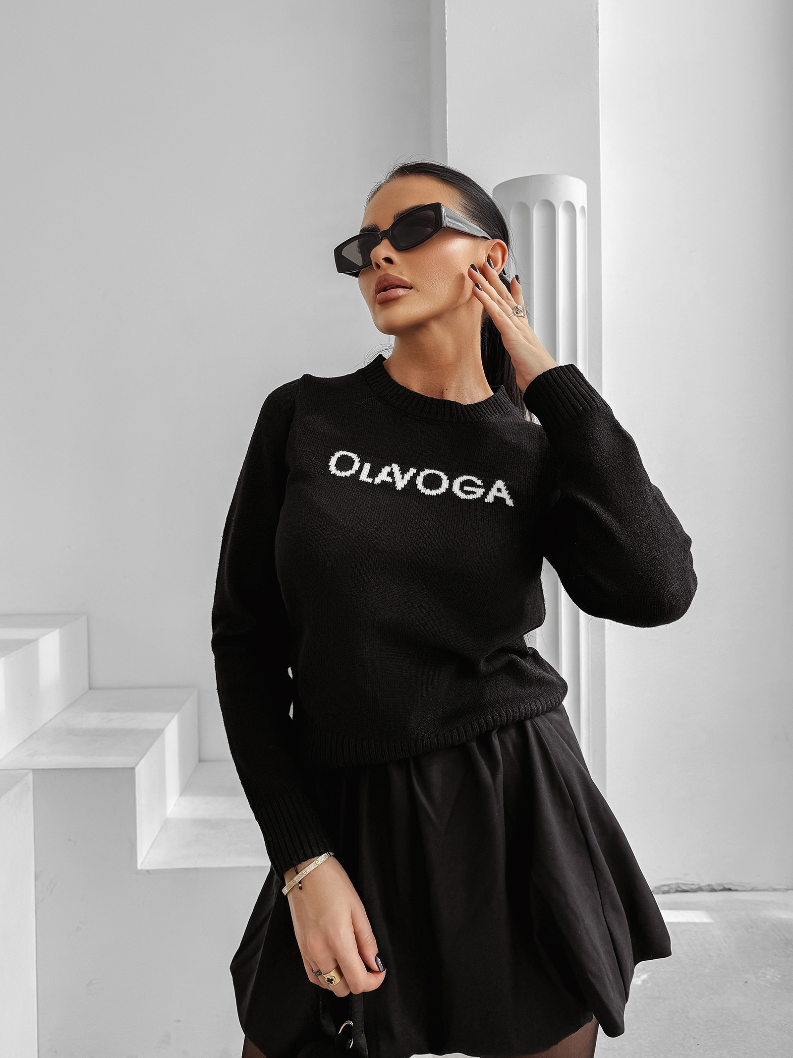 Sweter damski OLAVOGA ZAIO czarny