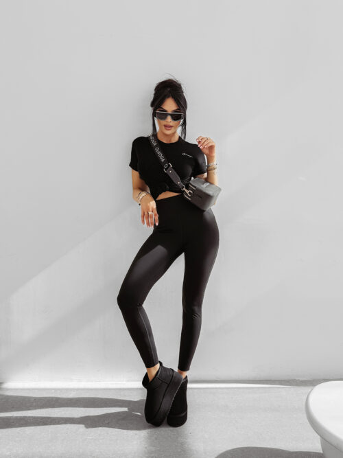 T-shirt damski OLAVOGA FIOERY czarny