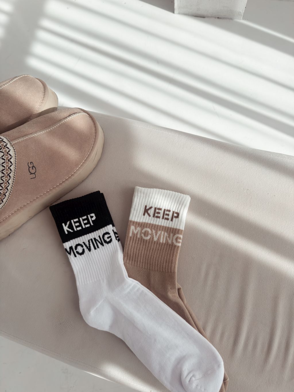 Skarpetki damskie półfrotte KEEP MOVING beżowe
