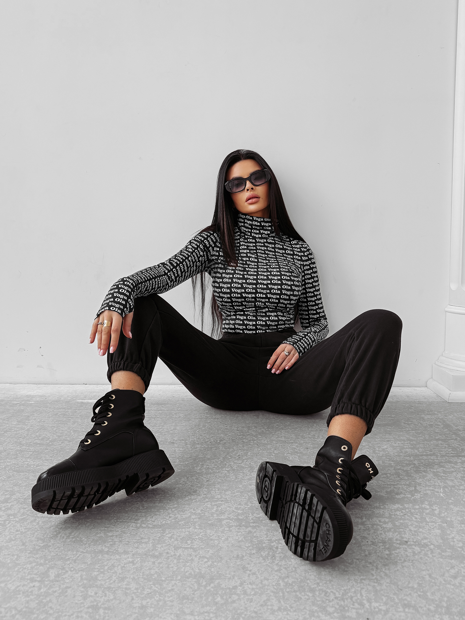 Bluzka damska OLAVOGA COREFIELD czarna