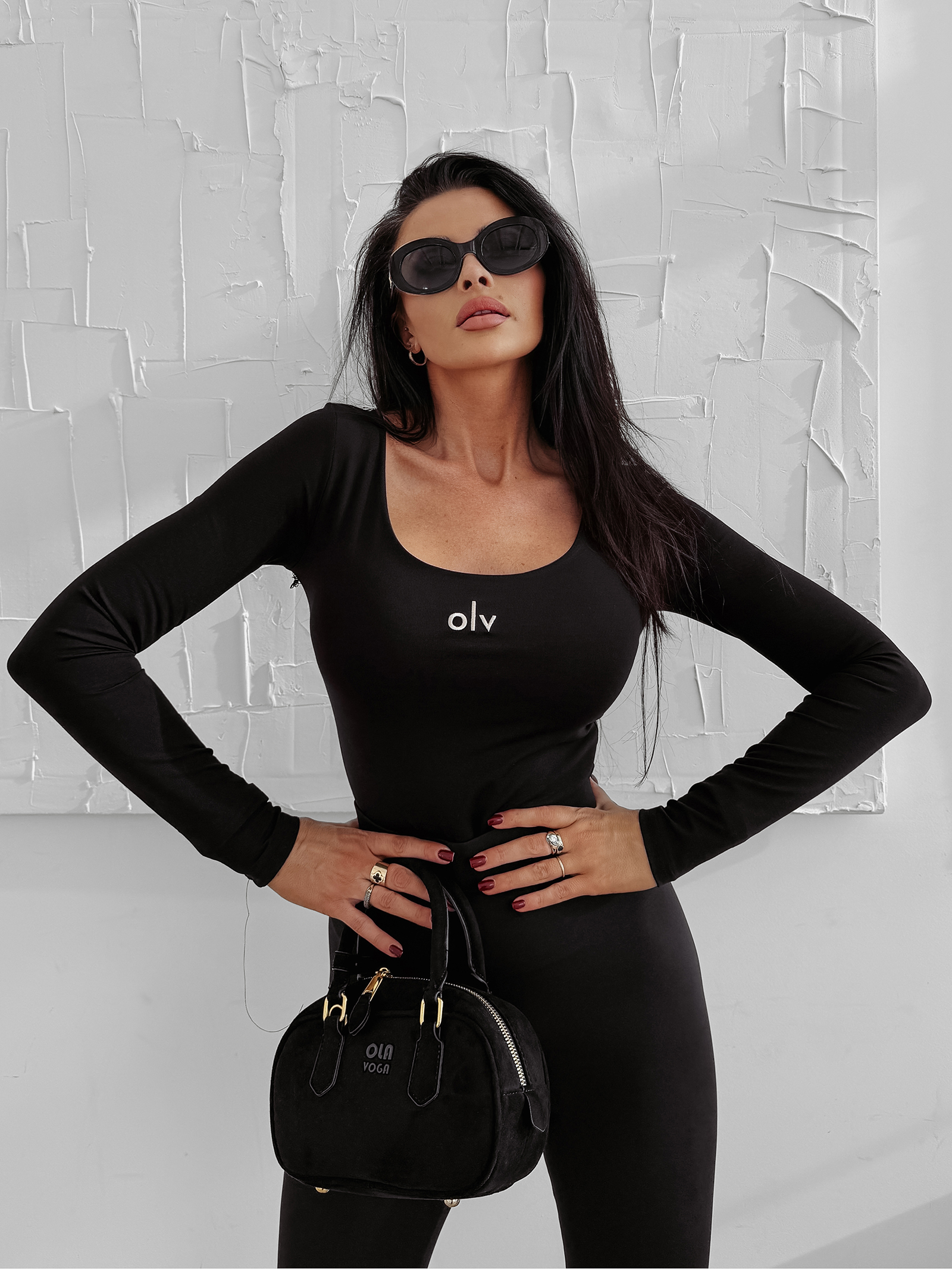 Bluzka damska OLAVOGA HAZZY czarna