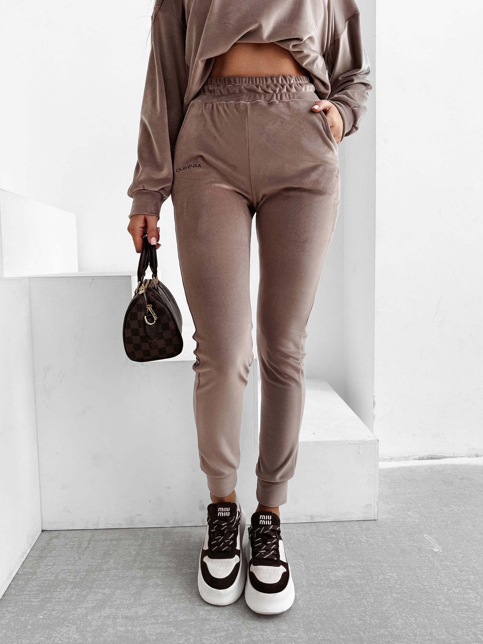 Komplet damski OLAVOGA VELVET ASH latte