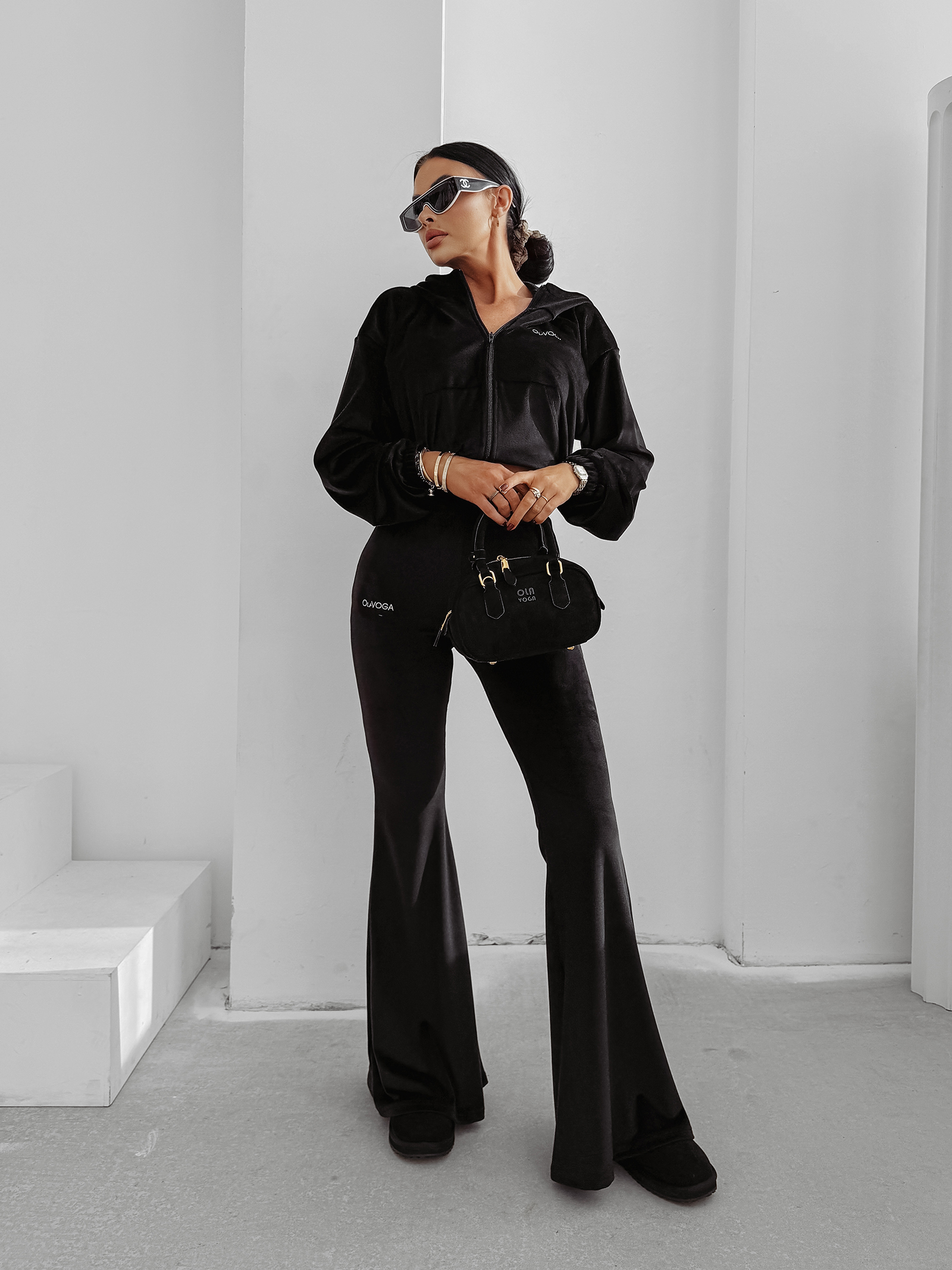 Komplet damski OLAVOGA VELVET WOOD czarny