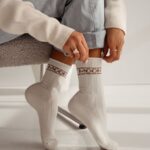 Skarpetki damskie ecru półfrotte bezuciskowe MOON